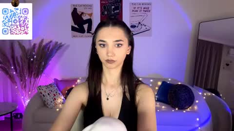 Lina online show from July 7, 10:58 pm