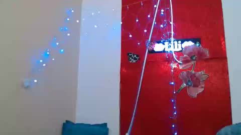 liliimilf online show from April 5, 2:36 pm