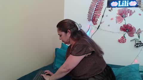 liliimilf online show from March 7, 7:38 pm