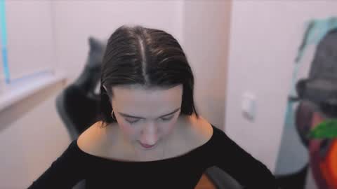 Snapshot of lililaluna chatting on January 15, 12:47 pm             ...  online show from January 15, 12:47 pm