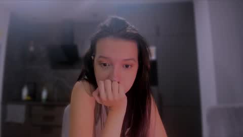 Snapshot of lililaluna chatting on January 17, 9:39 pm             ...  online show from January 17, 9:39 pm