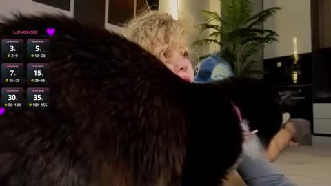 lililok101 online show from December 2, 2:32 am