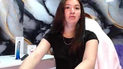 lilimini online show from June 10, 8:51 pm