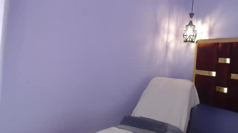 lilimini online show from September 8, 7:35 pm