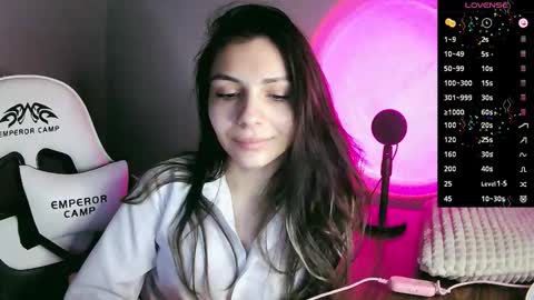 lilirose online show from September 24, 2:57 pm