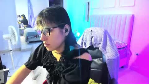 lilith  online show from August 3, 12:11 pm