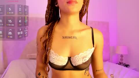 Snapshot of lilith_blaze_ chatting on October 21, 1:38 pm Lilith online show from October 21, 1:38 pm