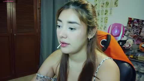 Lilith online show from March 18, 3:01 am