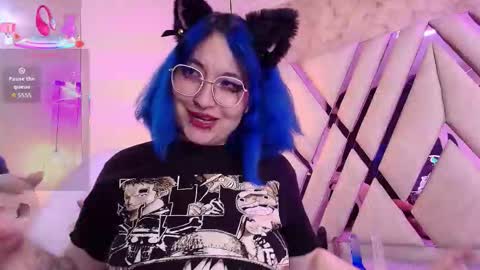   online show from October 13, 8:22 pm