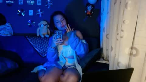 Snapshot of lilith_nox chatting on October 28, 2:23 am Lilith Nox online show from October 28, 2:23 am