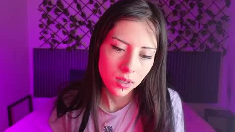 Lilith Patton  online show from January 9, 12:55 pm