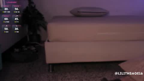 lilith_sage_ online show from October 29, 12:51 pm