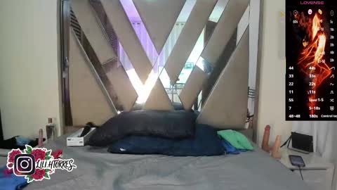 liliINDEPENDENT MODEL online show from February 2, 8:49 pm