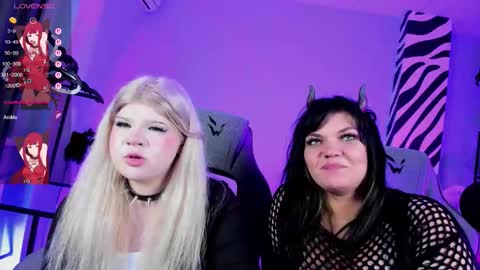 LilithNelson online show from September 13, 10:34 pm