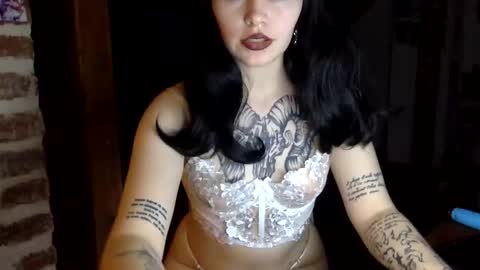 lilithsweet804386 online show from May 6, 10:05 pm