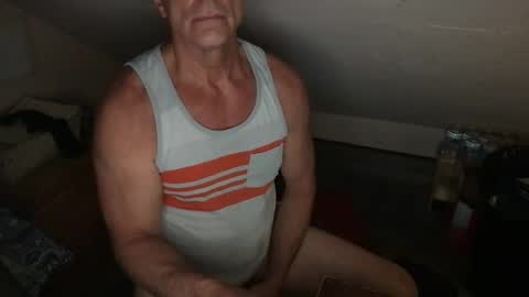 liljohnny69948360 online show from June 13, 8:08 pm