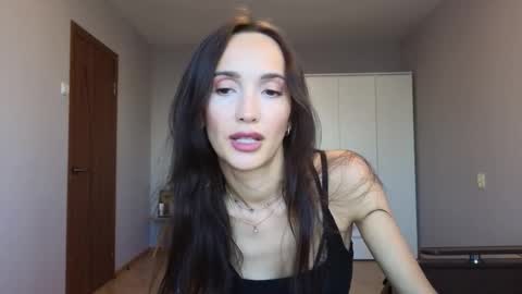 Lillian online show from September 23, 11:48 am