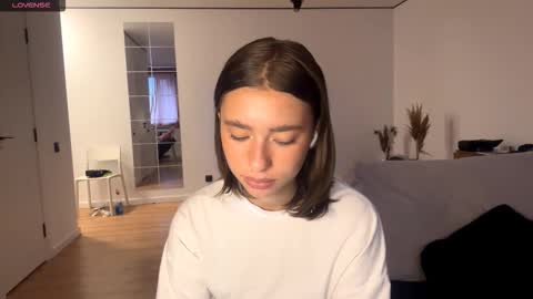 Amelia online show from March 2, 6:03 am