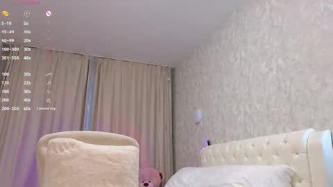 Lara Angel online show from November 26, 3:15 am