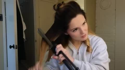 lilly_adams88 online show from June 12, 11:48 pm