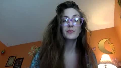 hi guys im back on here 3 online show from April 29, 8:46 pm