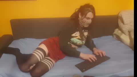 Lilli Sissy SlutCat online show from December 22, 1:01 am