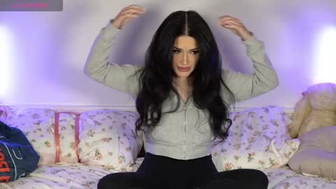 sibby  online show from June 7, 12:27 am
