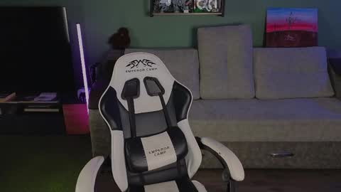 lilteddyboy online show from April 9, 7:19 pm