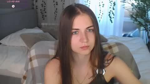 lilu__moon online show from June 5, 6:52 am