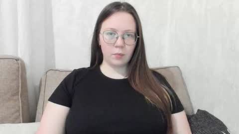 Lily Chays online show from January 11, 2:06 am