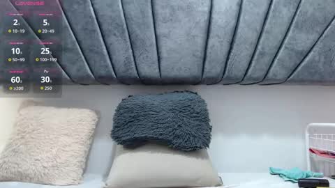 LILY MEGHAN online show from September 17, 10:35 pm