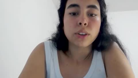 Lily Roberts online show from February 12, 1:09 am