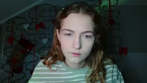 small lily online show from January 15, 7:17 am