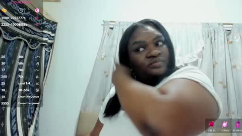 Lily online show from March 5, 6:06 pm