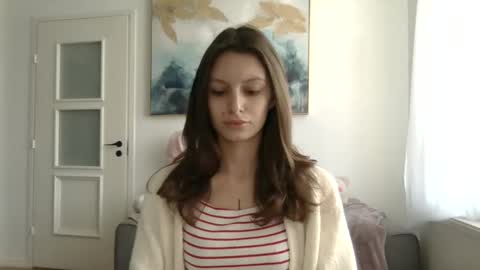 lilycandy_ online show from February 3, 10:19 am