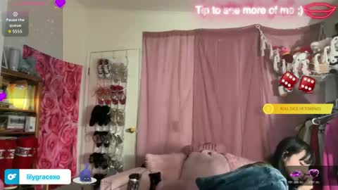 Lily Grace online show from April 13, 12:15 am