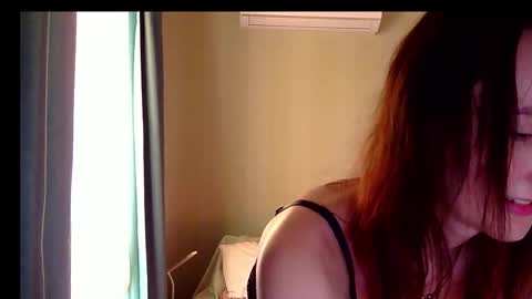 Snapshot of lilyxsky chatting on September 20, 3:37 pm LilyXSky online show from September 20, 3:37 pm