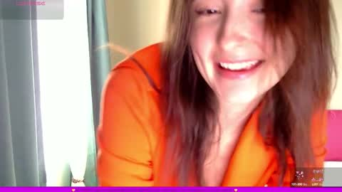 Snapshot of lilyxsky chatting on October 13, 1:57 pm LilyXSky online show from October 13, 1:57 pm