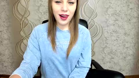    online show from November 23, 10:35 am