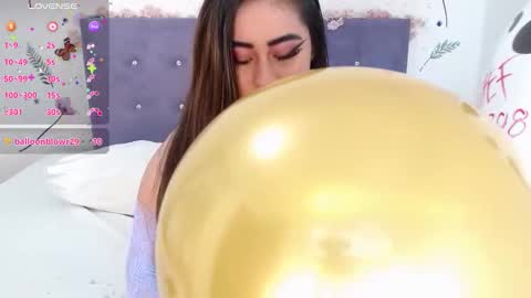 Lin  online show from February 24, 9:29 pm