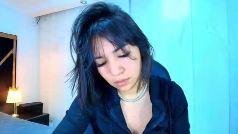  Lina Bedoya  online show from February 2, 11:39 am