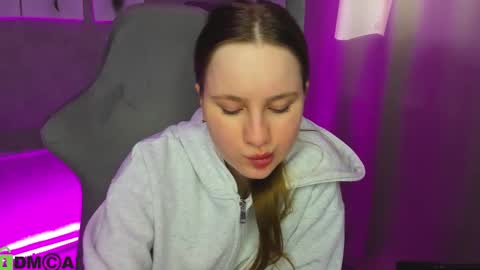 Lina online show from March 21, 8:19 am