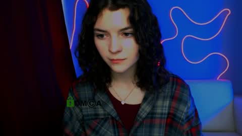 linaa_dolly online show from June 16, 1:15 pm