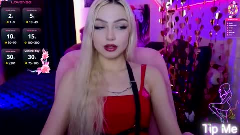 I am Lina online show from February 24, 2:20 pm