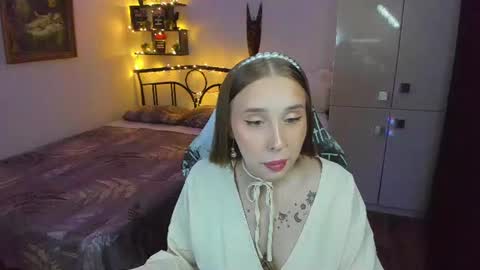 Lina online show from June 15, 9:29 pm