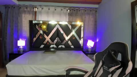  Linda  online show from June 9, 6:51 pm