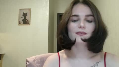 Linda online show from May 12, 7:12 pm