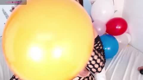 Linda  online show from July 5, 11:56 pm