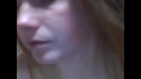 LindaAhSkys online show from October 31, 9:04 pm