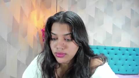    online show from June 10, 4:39 pm